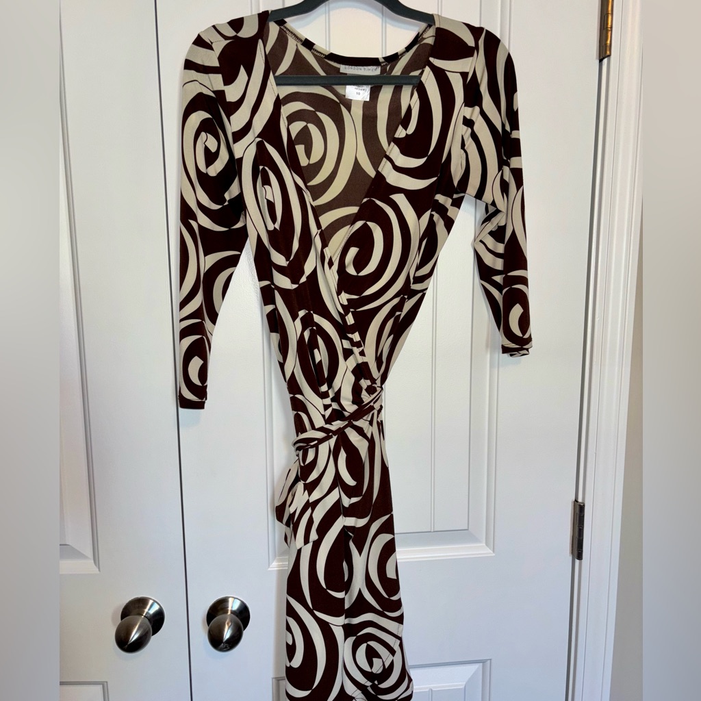 London Times Brown And Cream Long Sleeve Dress